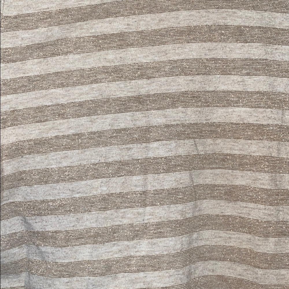 Too - Picture 2 of 2